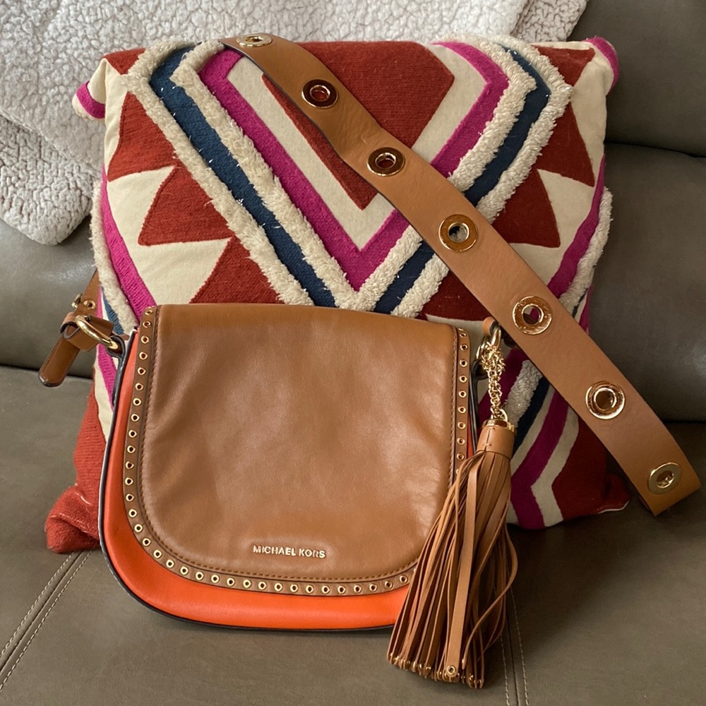 Michael Kors Saddle Bag